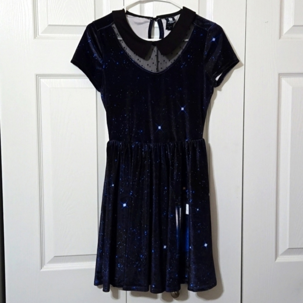 Dr. WHO Stary Night Design Dress w/Phone Booth, Size XS, Excellent Condition